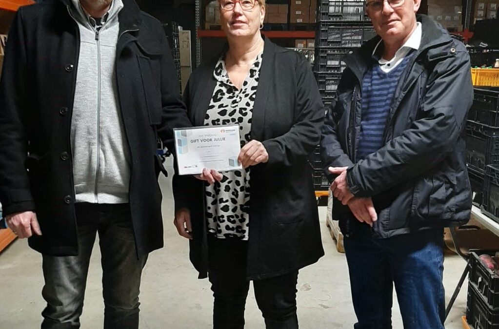 Baptisten Gemeente Emmen “het Baken” maakt een christelijk gebaar