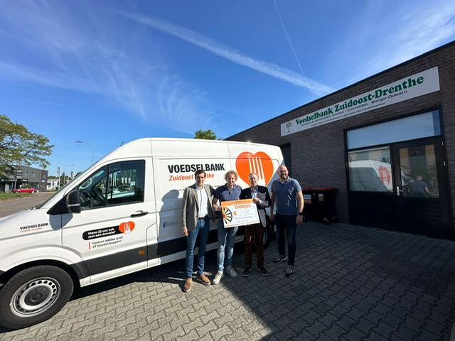 ACTIE RONDE TAFEL EMMEN LEVERT € 4400,00 OP.